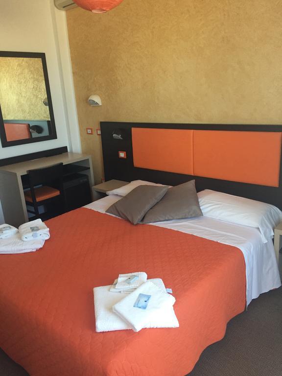 Hotel Belvedere Spiaggia Rimini Exterior photo